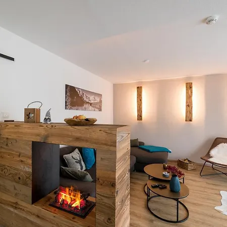 Alpen-lounge 17 Zillertal Apartment Fuegen